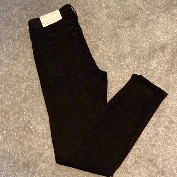 American Eagle Outfitters Denim - American Eagle Outfitters Women’s Size 6, 28 Waist, Black Jegging. Nwt.